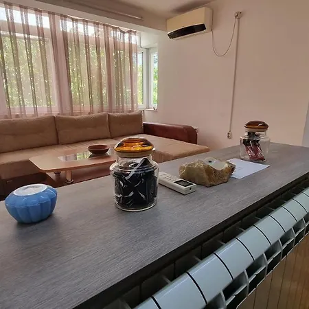 Apartment Chalovski *